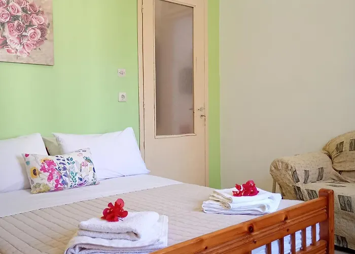 Rest Comfort Location Paxos Hospitality